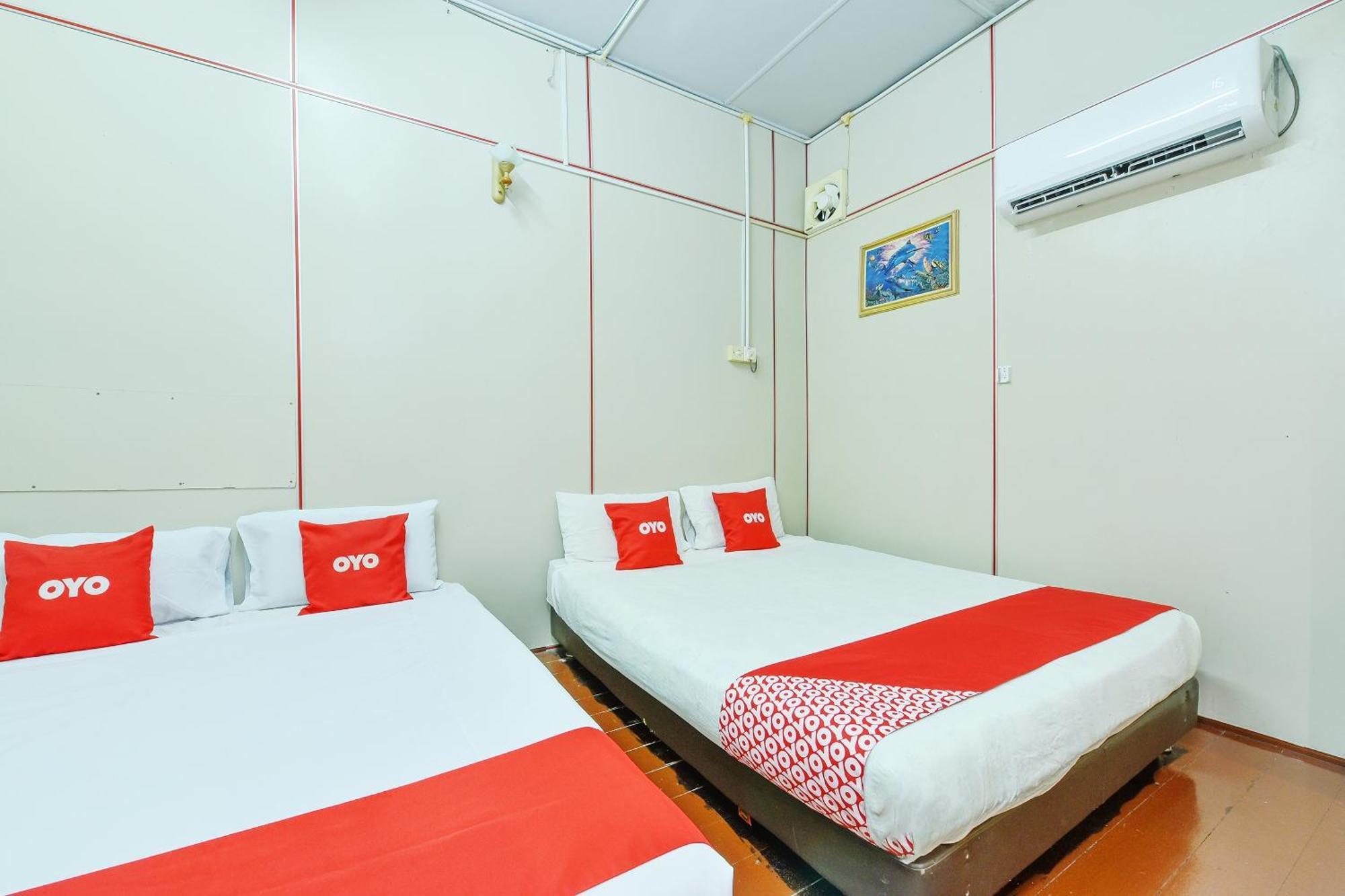 Oyo 90627 Pulau Ketam Inn Klang Exterior foto